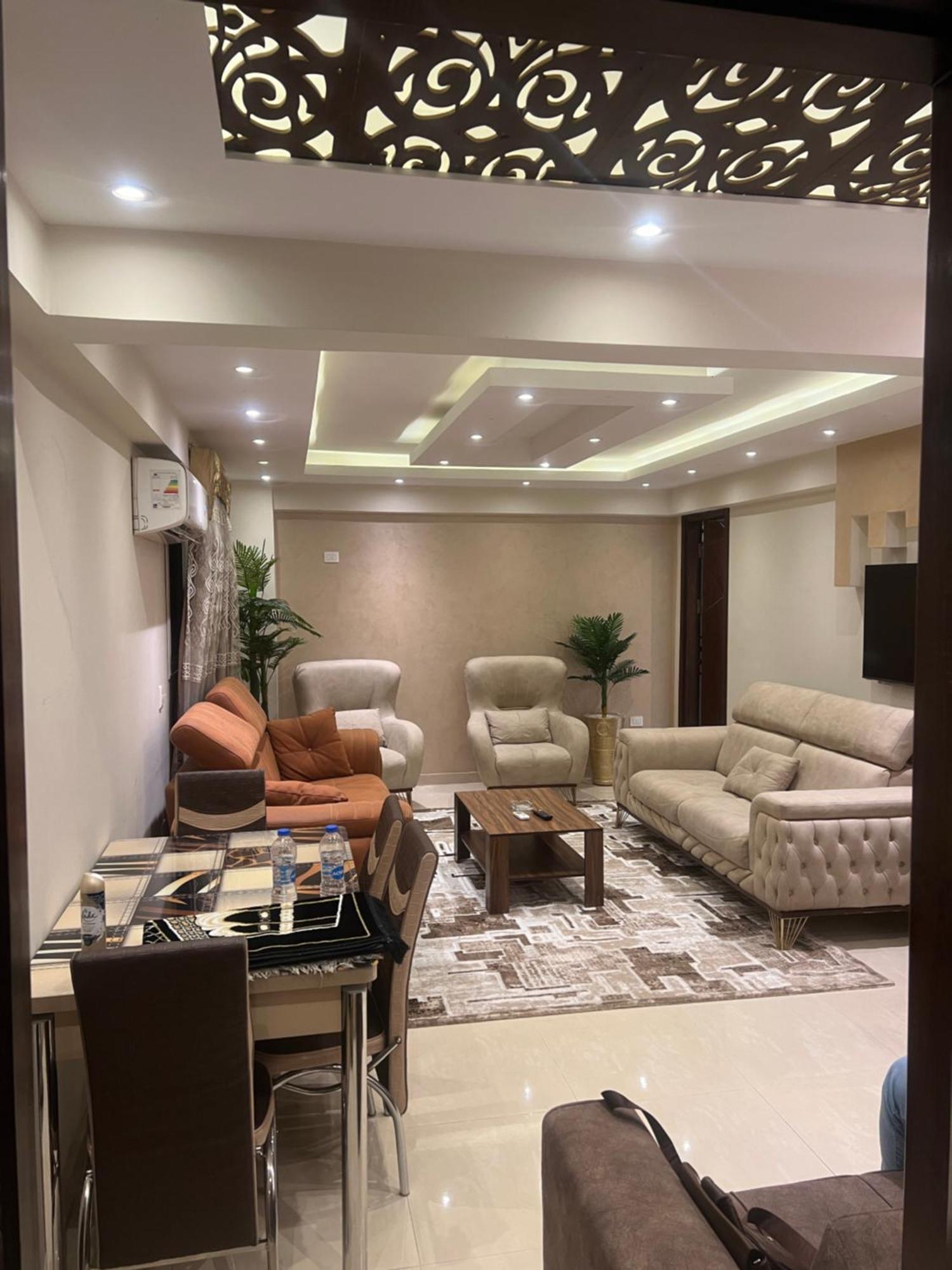 المهندسين ميدان لبنان * Cairo
